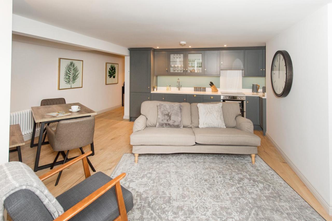 The Burrow By Harrogate Serviced Apartments Экстерьер фото