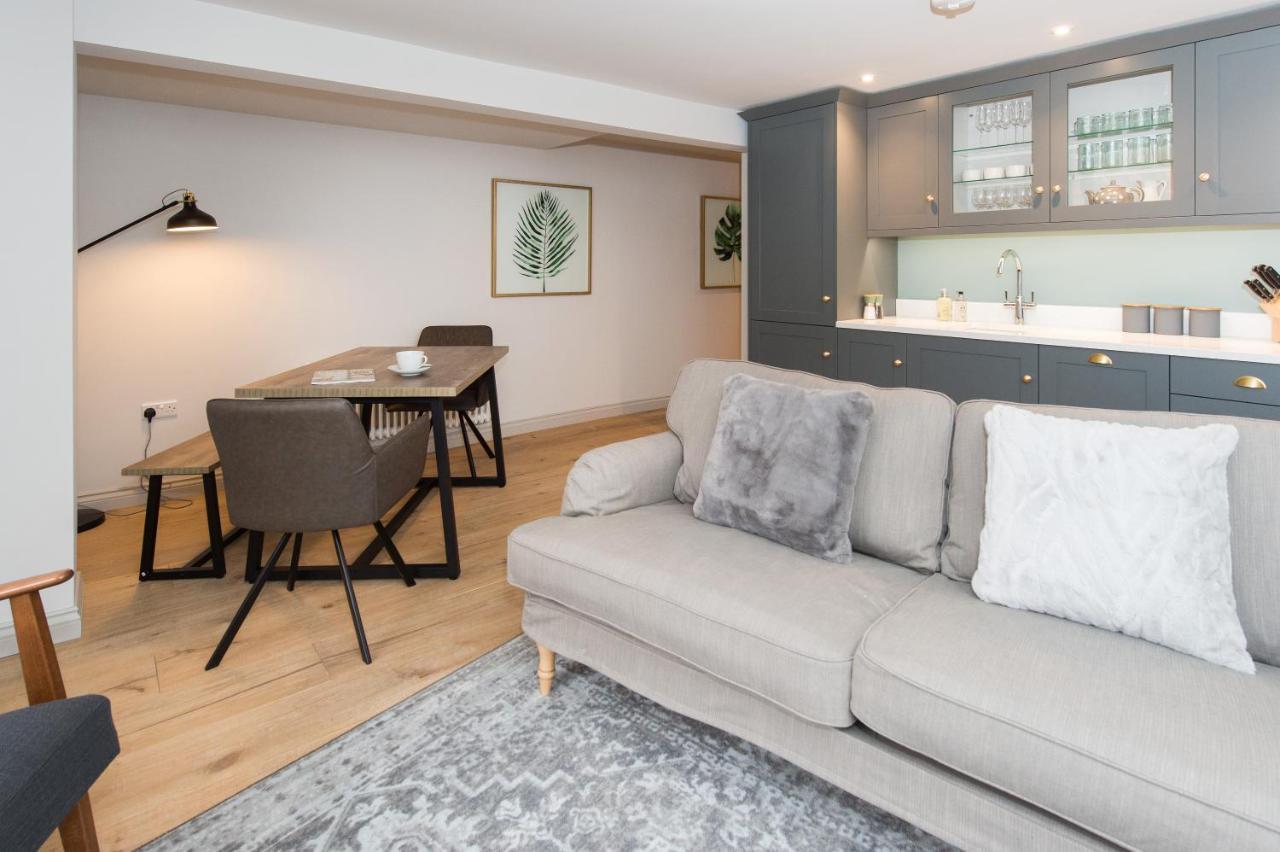 The Burrow By Harrogate Serviced Apartments Экстерьер фото