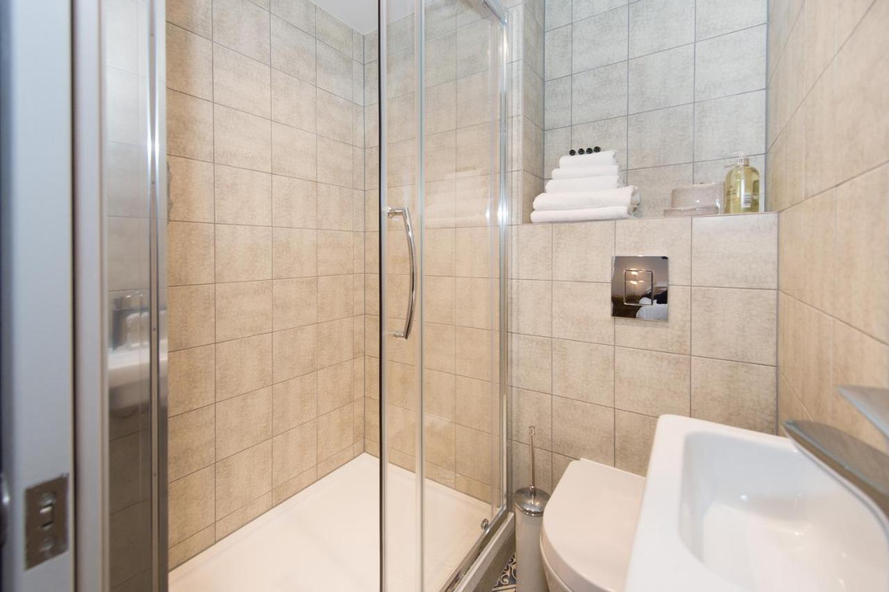 The Burrow By Harrogate Serviced Apartments Экстерьер фото