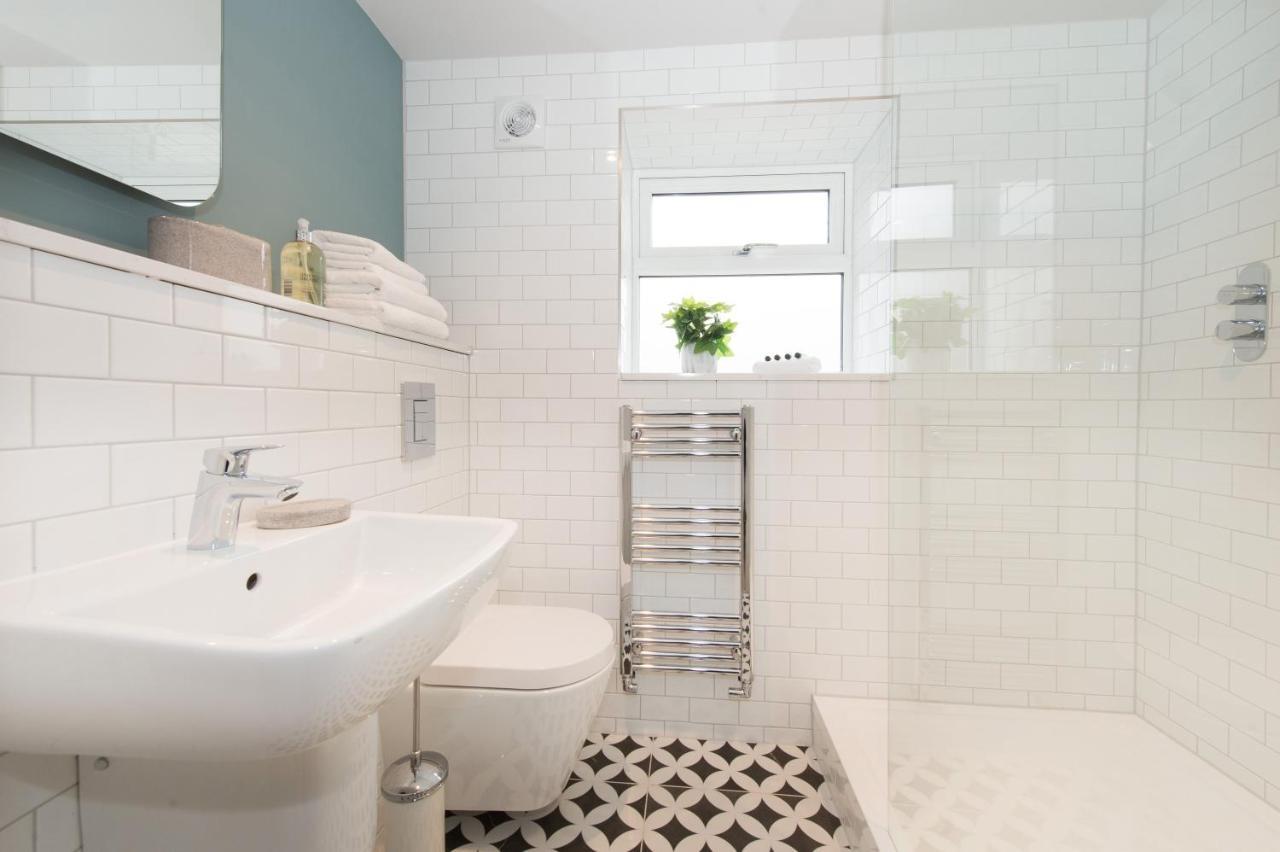 The Burrow By Harrogate Serviced Apartments Экстерьер фото